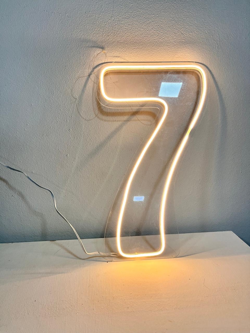 Numero 7 Painel Neon de Led Premium - WP LOCFEST