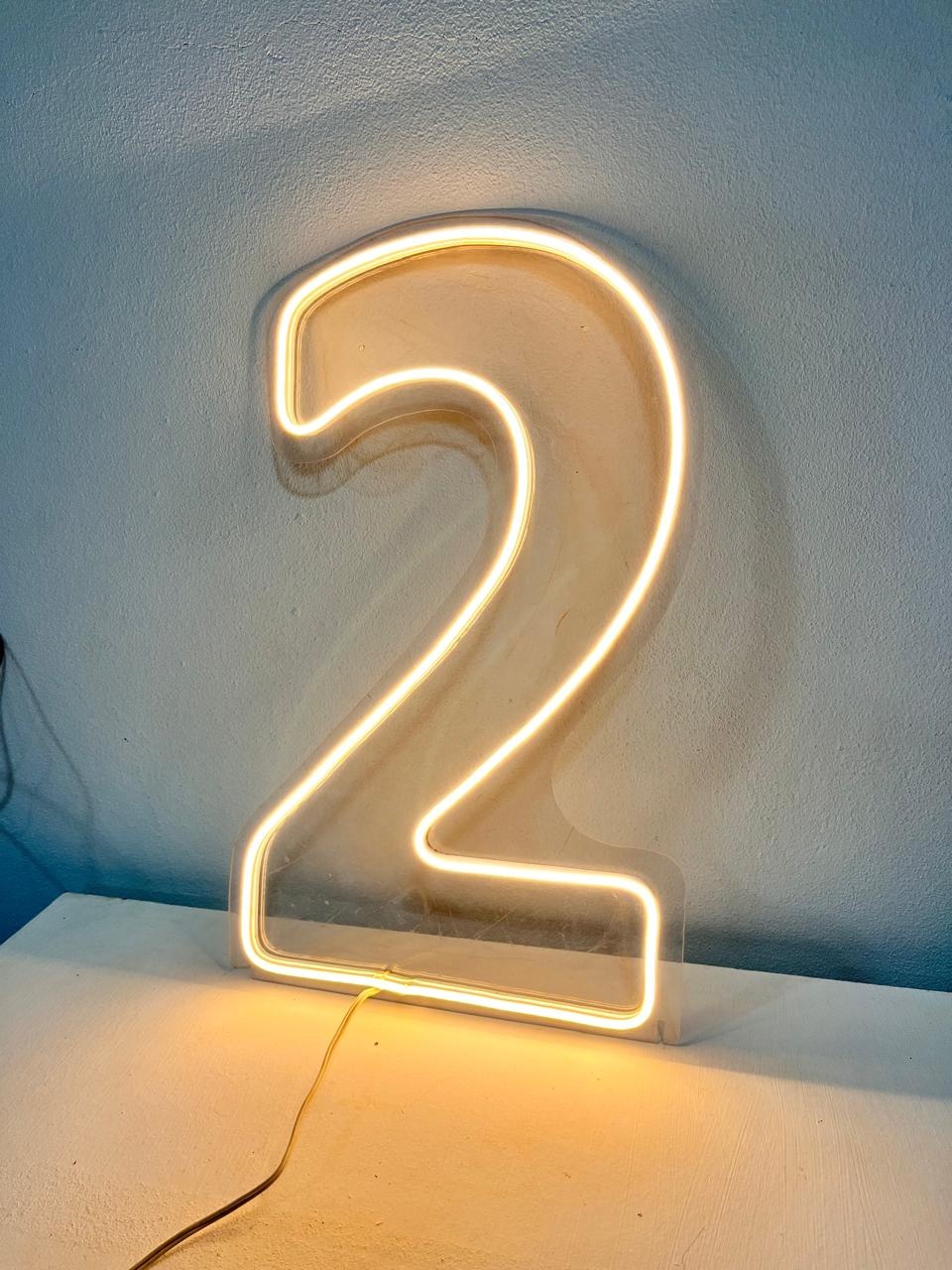 Numero 2 Painel Neon de Led Premium - WP LOCFEST