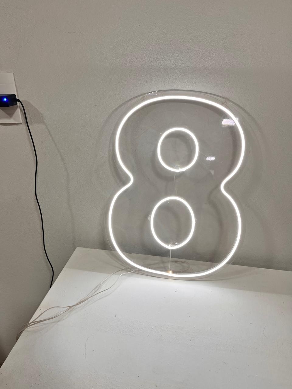 Numero 8 Painel Neon de Led Premium - WP LOCFEST