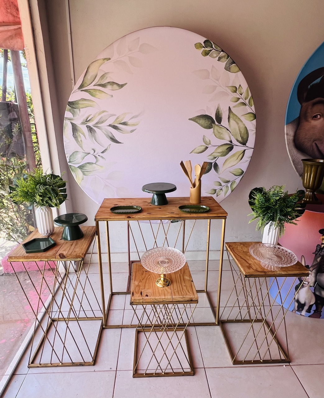 Pegue E Monte Floral Verde - Aline Maura Loc e Decor