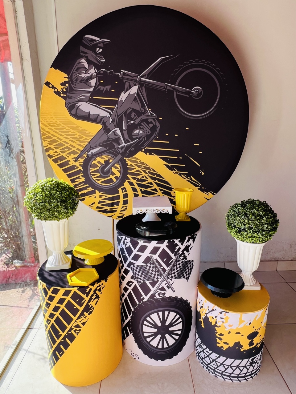 Kit Pegue E Monte Motocross Amarelo - Aline Maura Loc e Decor
