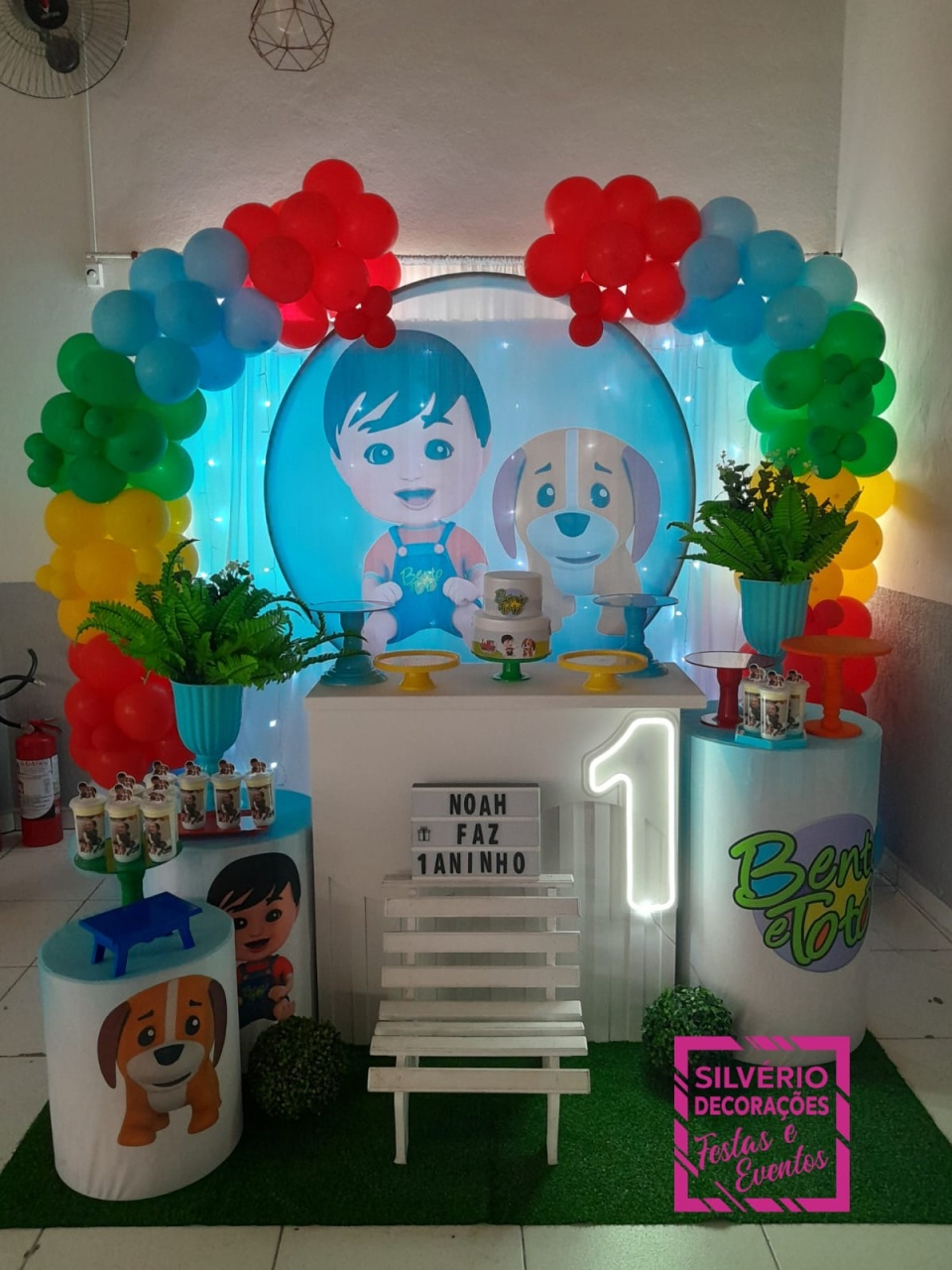 Tema Bento E O Toto Montagem - Silverio decorações