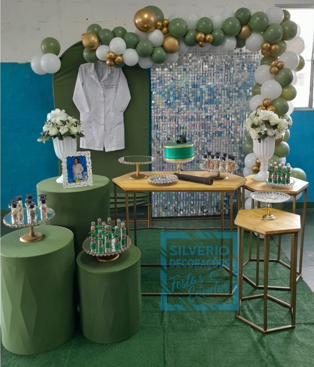 Tema Formatura (Montagem) - Silverio decorações