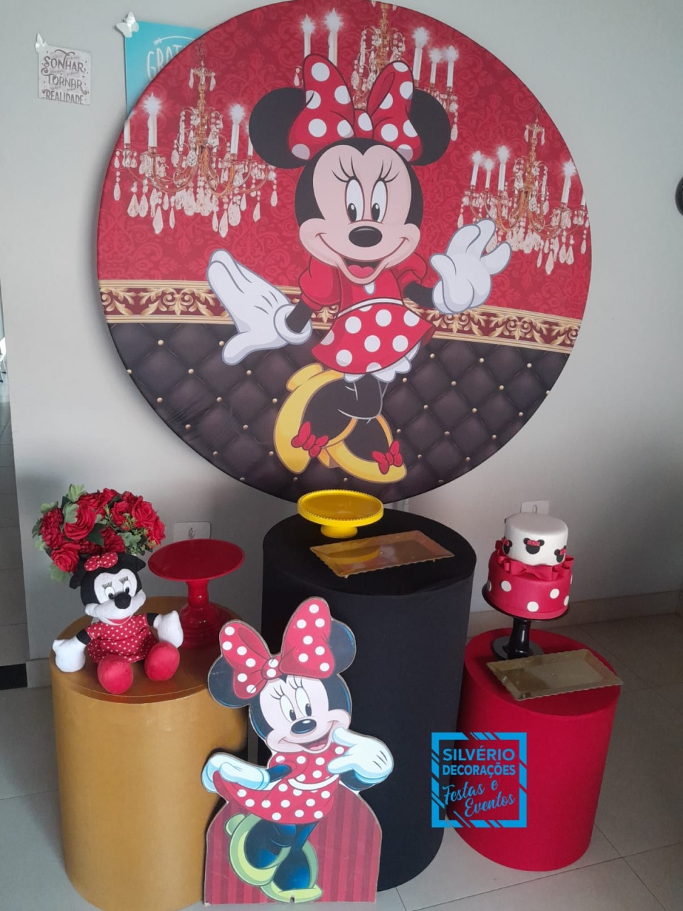 Tema Minnie Vermelha Pegue Monte - Silverio decorações