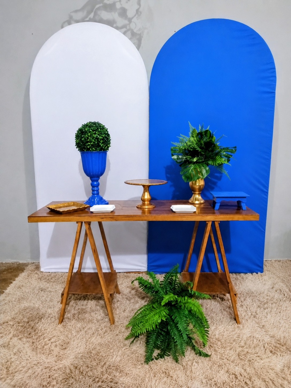 Azul E Branco C/ Mesa Cavalete - Ágata pegue monte e decore 