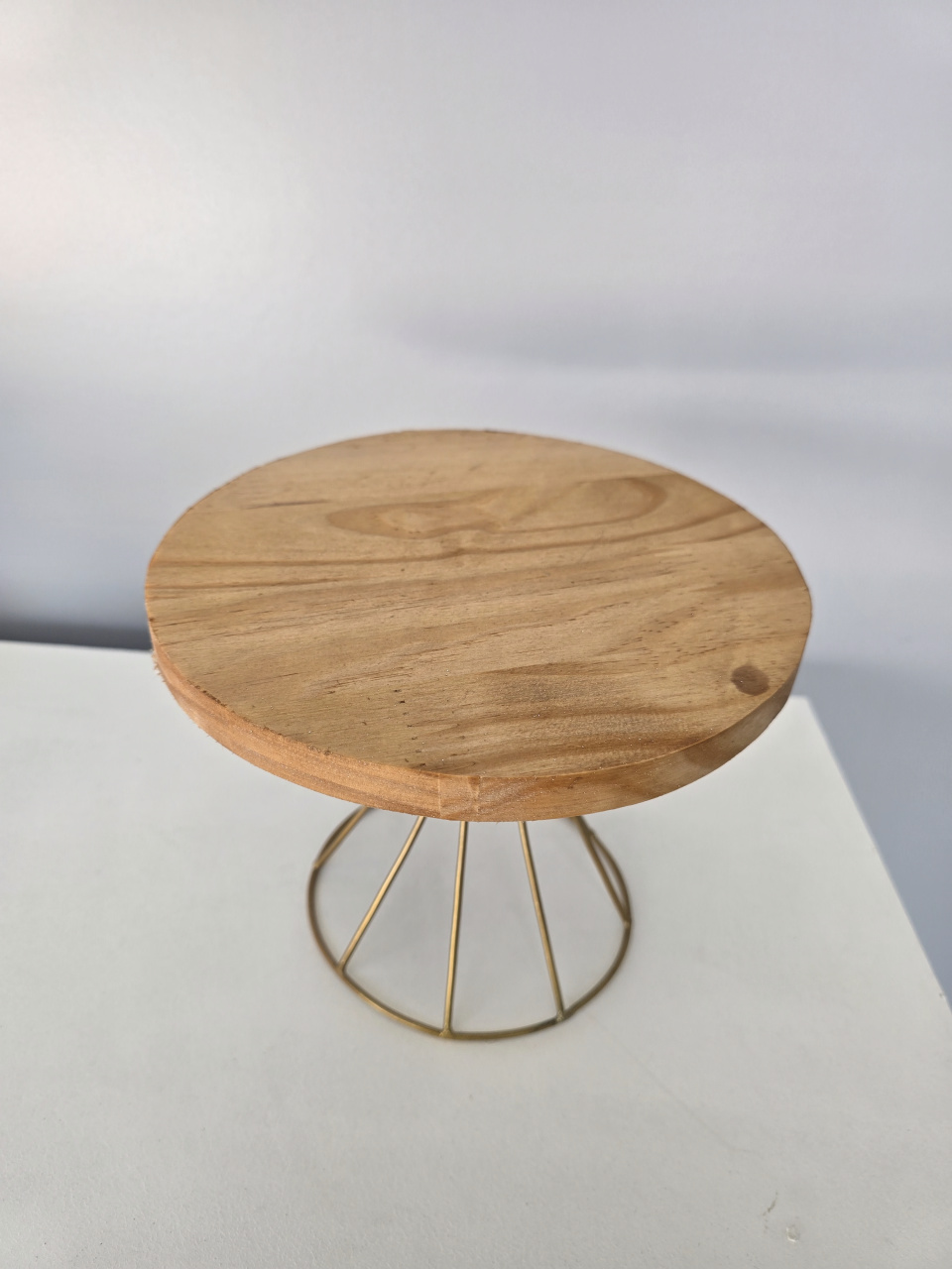 Doceiras C/ Base Dourada 22 Cm - Flor de Minas Artes Artesanais ltda