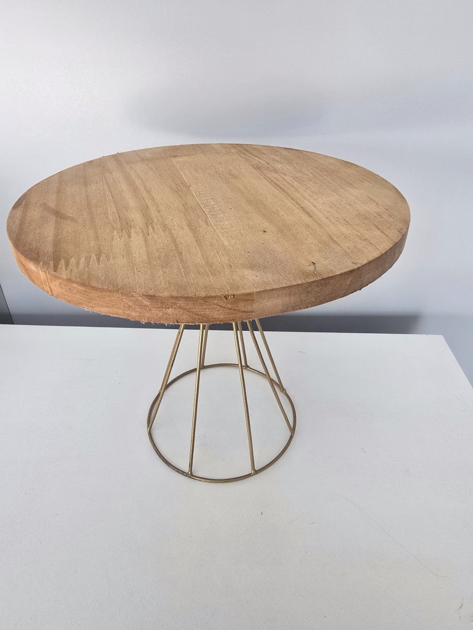 Boleira Pés Dourados 26 Cm - Flor de Minas Artes Artesanais ltda
