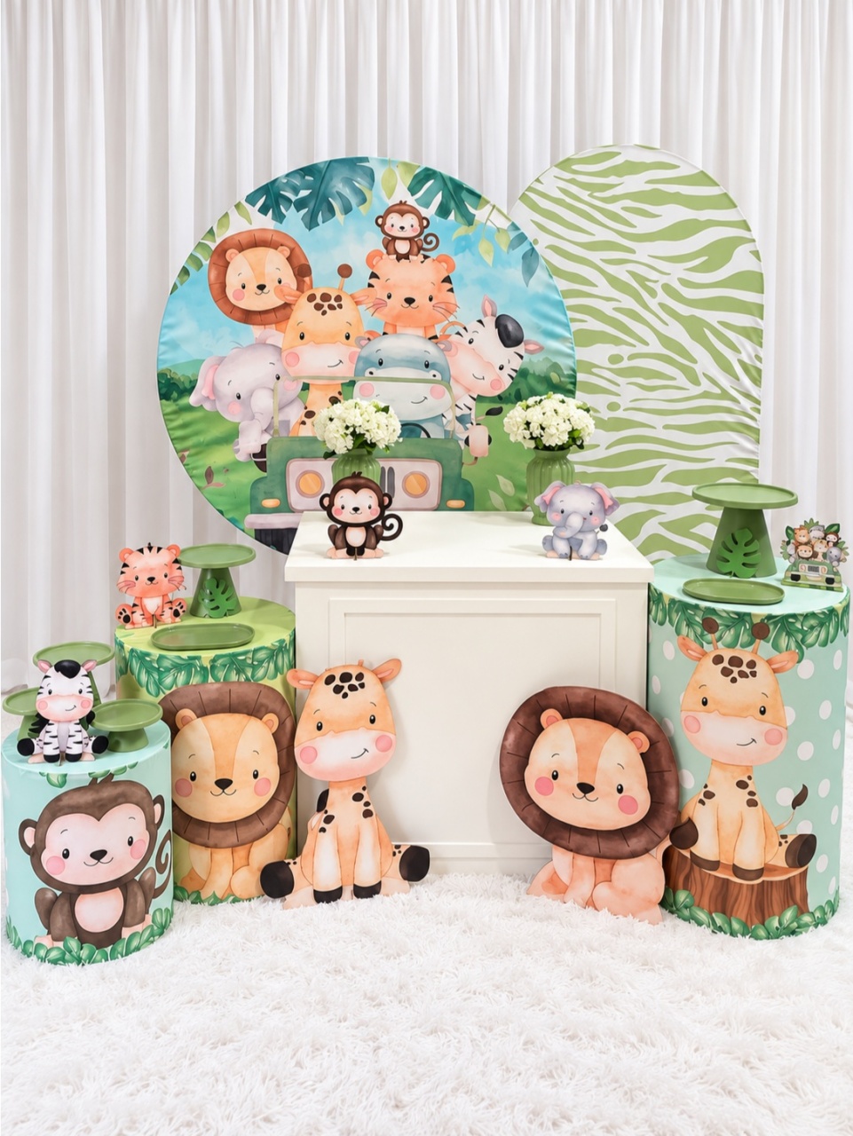 Safari Baby Com Mesa Central E Painel Romano 🦁🦒🌿 - DecoraCare