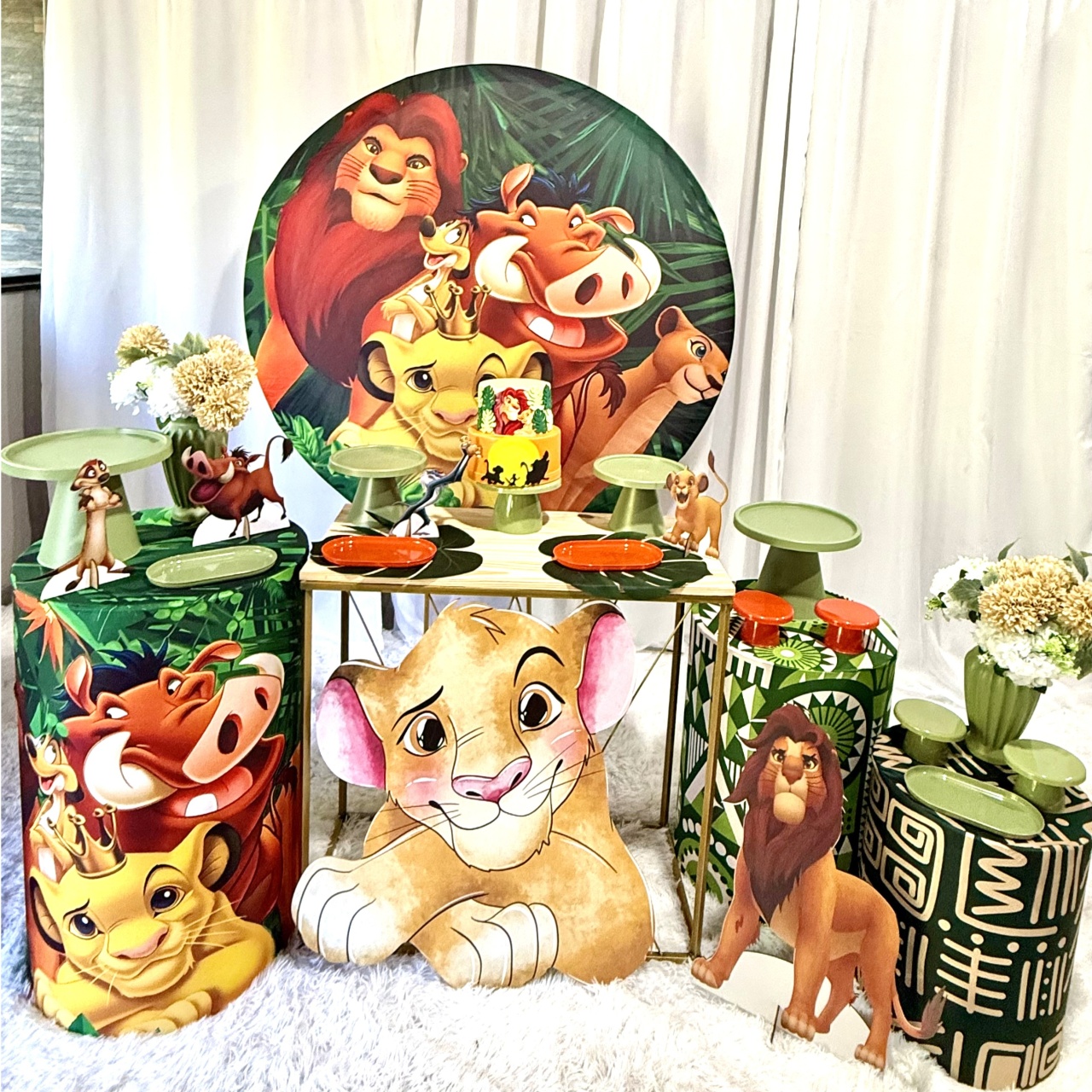 Rei Leão – Verde Tropical 🦁🌿 - DecoraCare