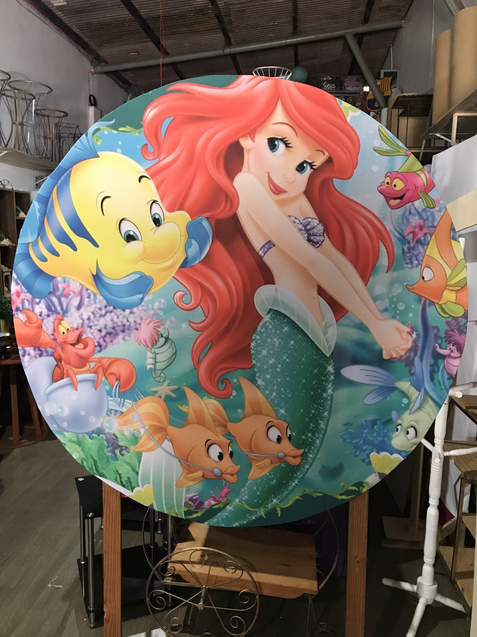 Painel Redondo Ariel 2 - Alegraty decorações 