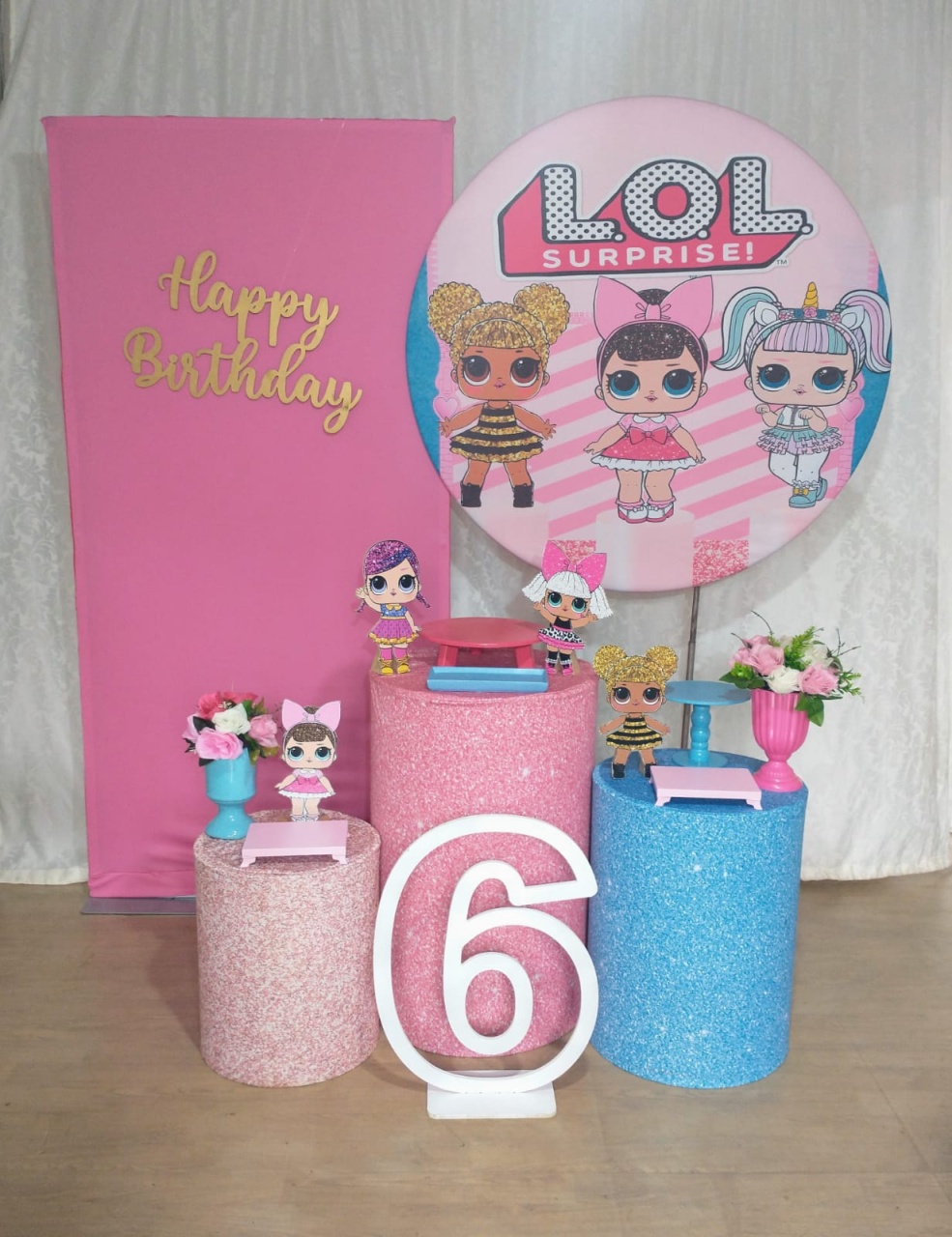 Lol - 2 Paineis E Trio de Mesas - Crie e Personalize Pegue e Monte