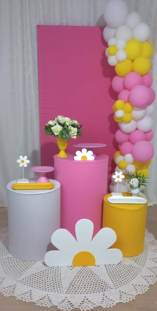 Margaridas - Painel Retangular Trio de Mesas - Crie e Personalize Pegue e Monte
