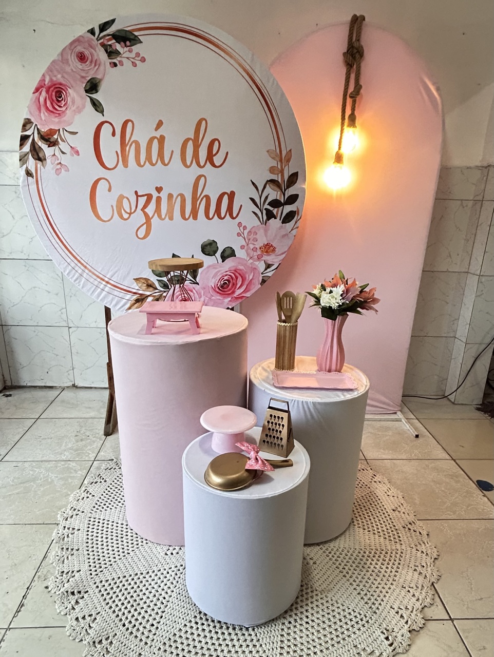Kit Chá de Cozinha Rosa E Branco - Decorando.sonhos