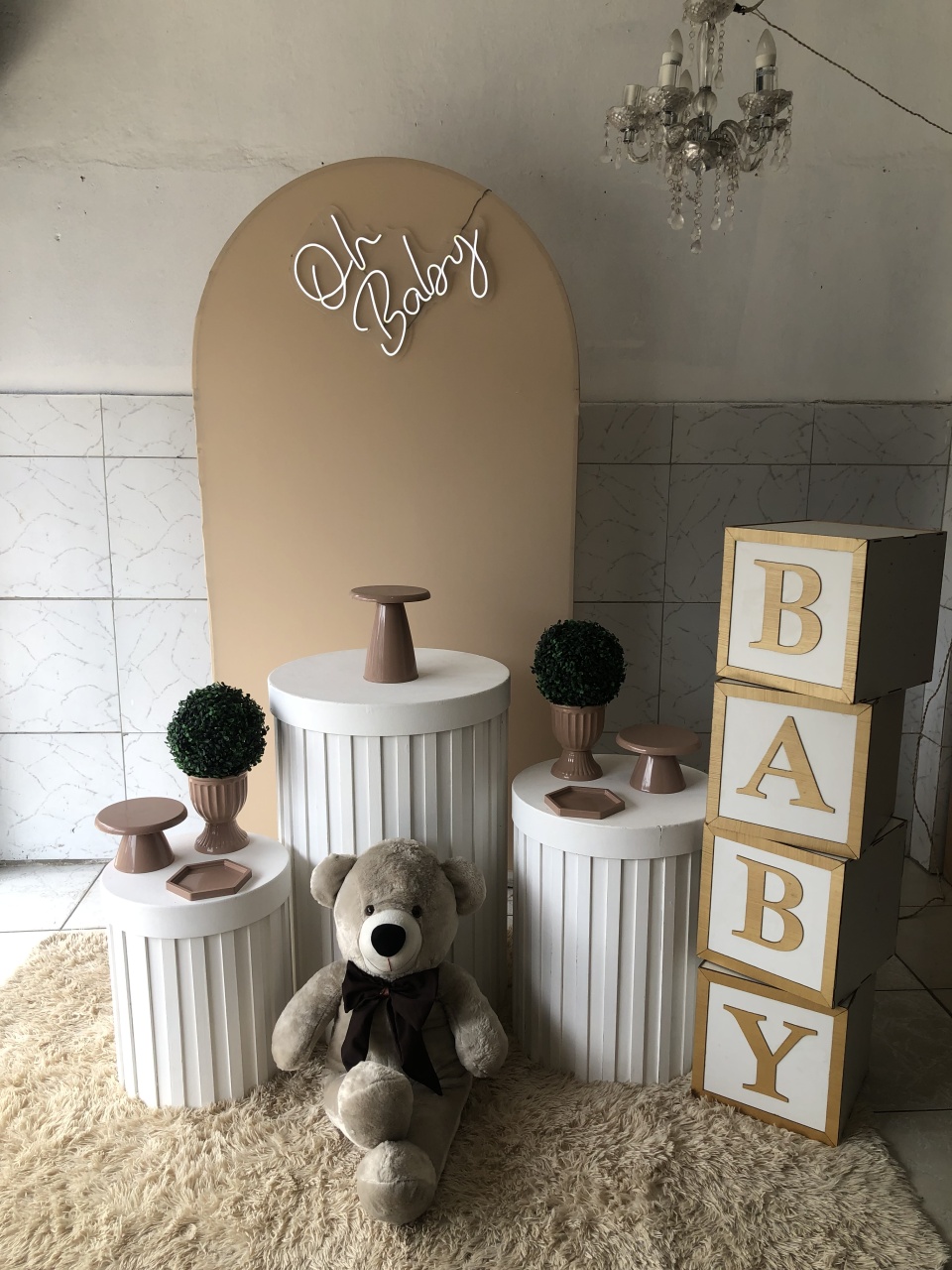 Kit Chá de Bebê Branco E Bege - Decorando.sonhos