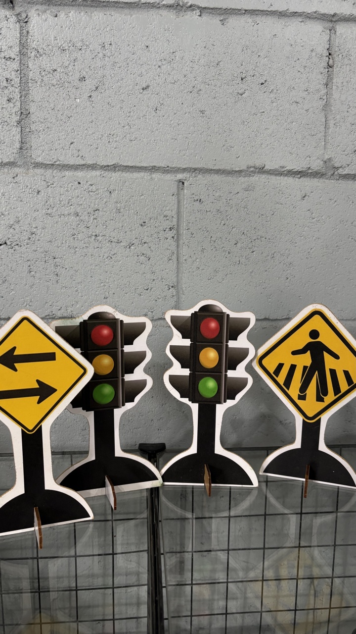 Kit Display Pequeno Trânsito - Toque Mágico Decoração e pegue e monte