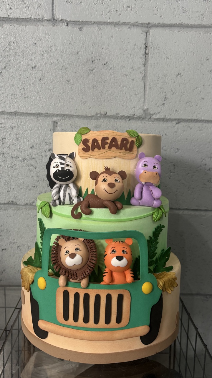 Bolo Fake Safari - Toque Mágico Decoração e pegue e monte