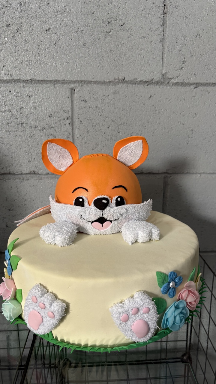 Bolo Fake Raposa - Toque Mágico Decoração e pegue e monte