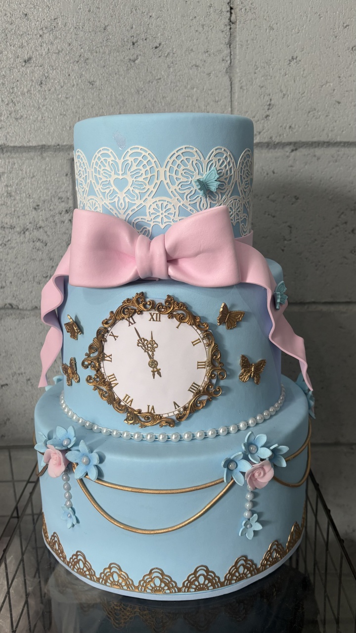 Bolo Fake Cinderela - Toque Mágico Decoração e pegue e monte