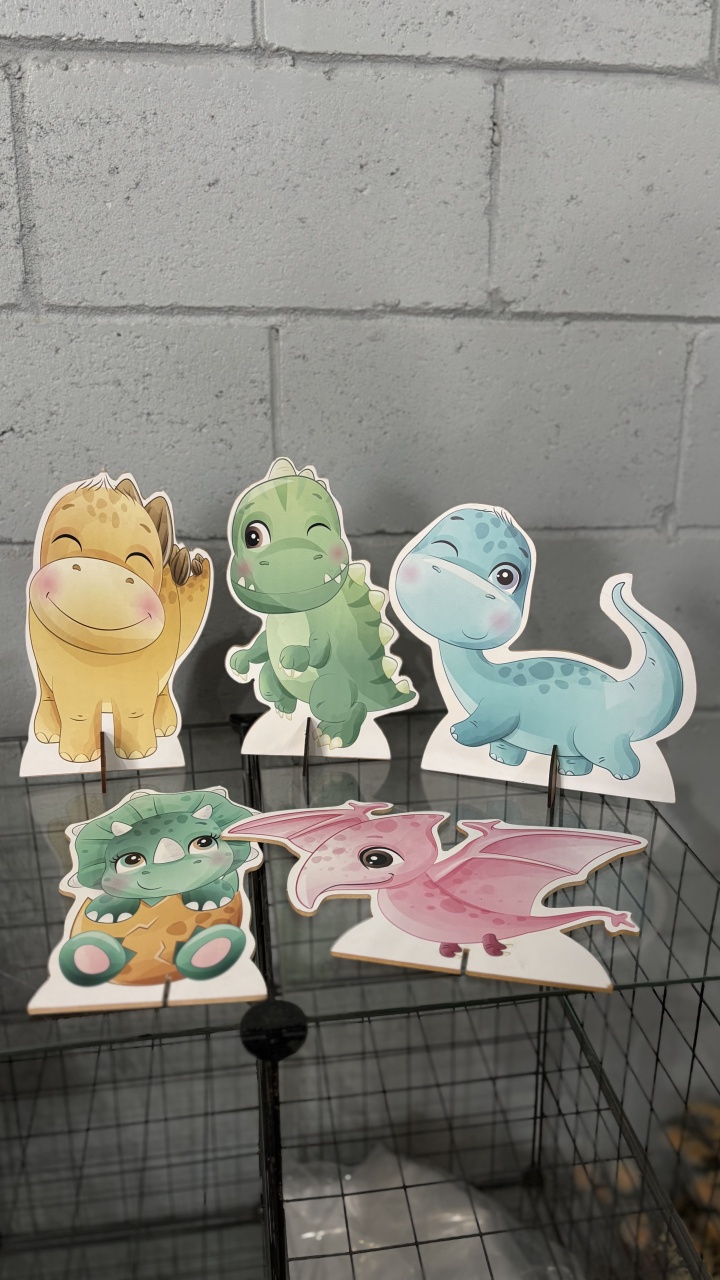 Kit Display Pequeno Dino Baby - Toque Mágico Decoração e pegue e monte
