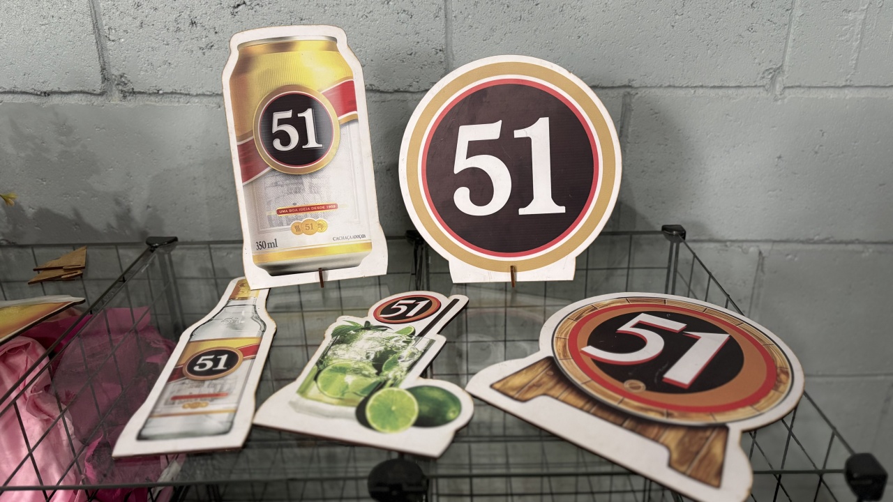 Kit Display Pequeno Pinga 51 - Toque Mágico Decoração e pegue e monte