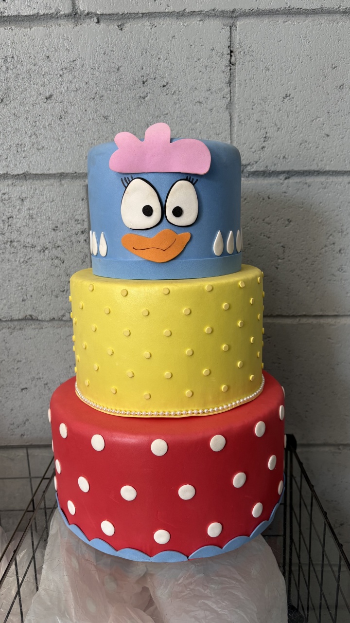 Bolo Fake Galinha Pintadinha - Toque Mágico Decoração e pegue e monte