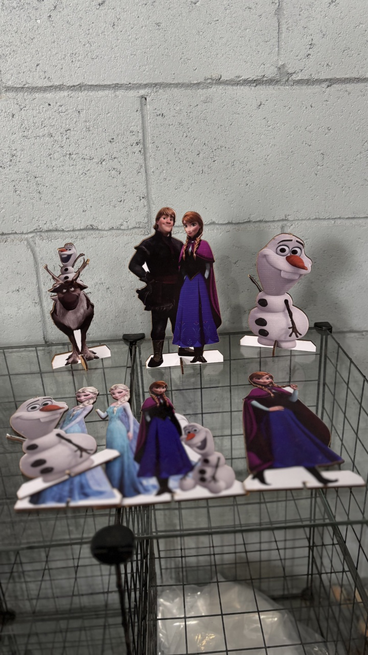 Kit Display Pequeno Frozen - Toque Mágico Decoração e pegue e monte