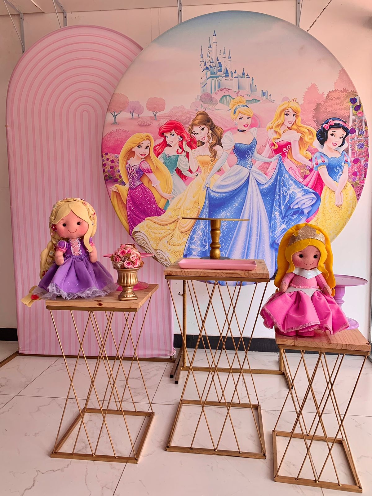 Princesas - Boutique festa locações 