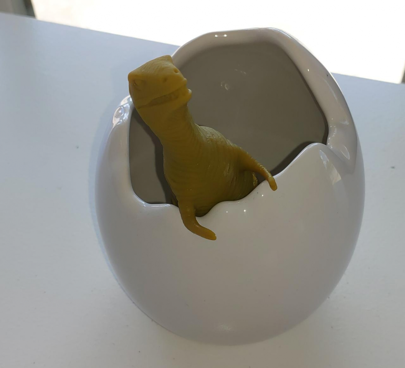 Ovo Porcelana Com Dinossauro Baby - Boutique festa locações 
