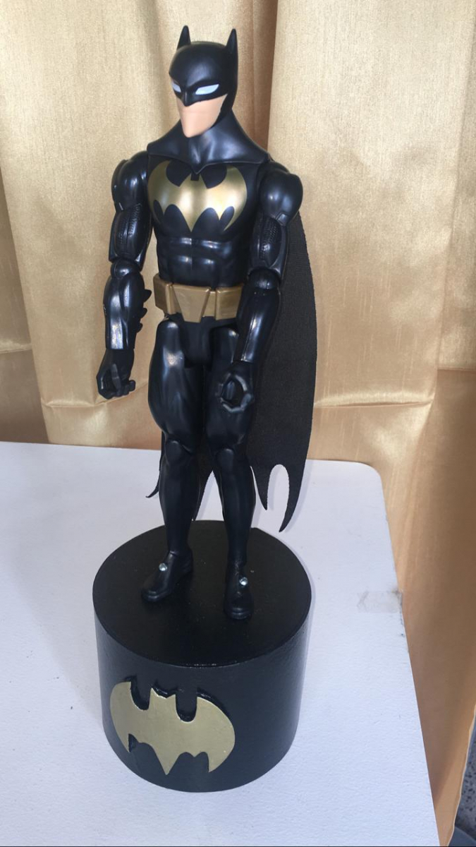 Batman Pequeno Liga da Justiça - Boutique festa locações 