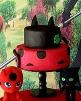 Bolo Fake Eva Miraculuos Ladybug - Boutique festa locações 