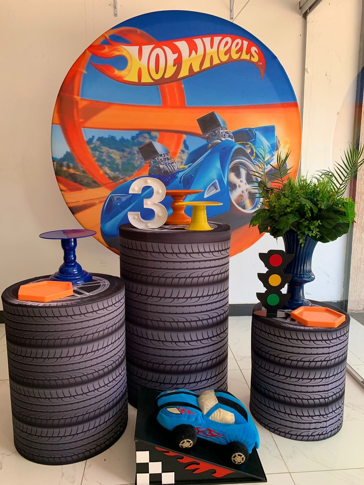 Hotwheels 2 - Boutique festa locações 