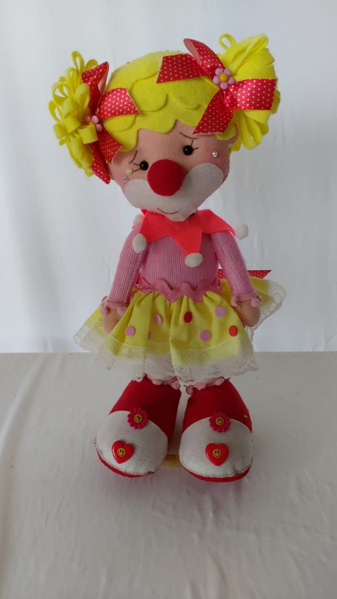 Palhaça  Circo Rosa - Boutique festa locações 