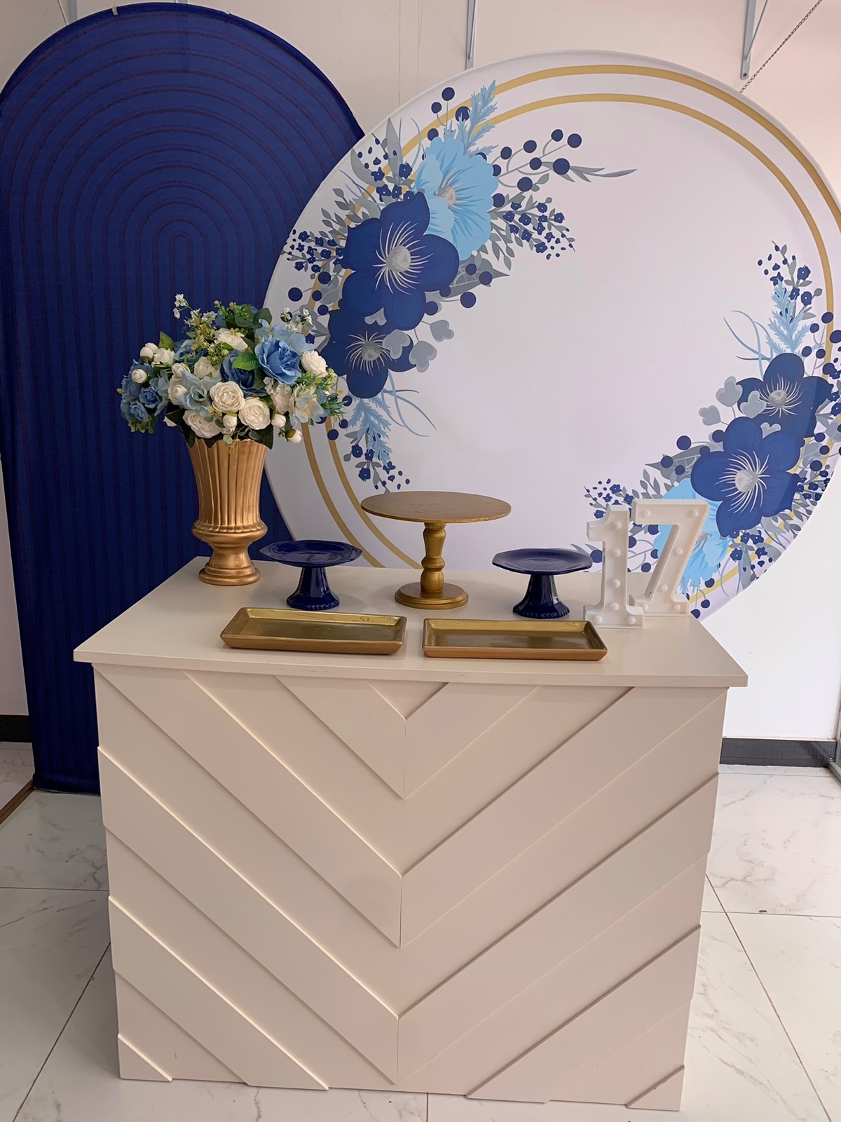 Floral Azul - Boutique festa locações 