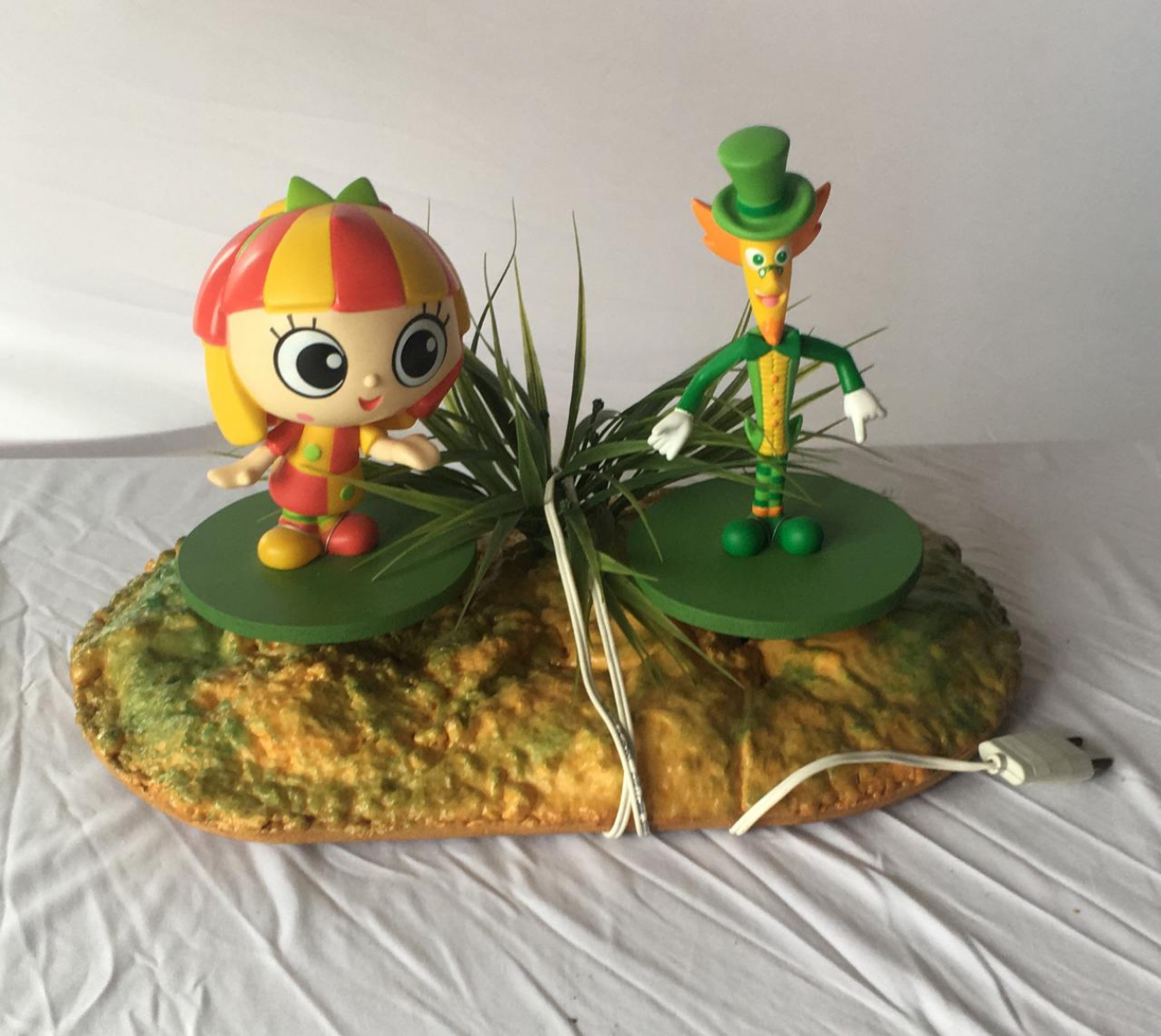 Emília E Visconde de Sabugosa Sitio Pica Pau Amarelo - Boutique festa locações 