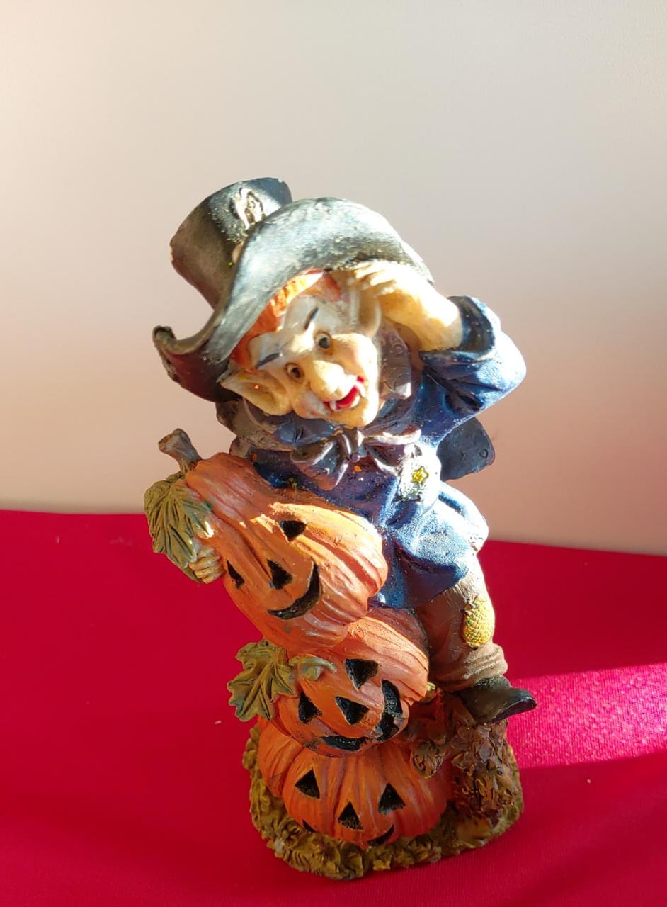 Personagem  Halloween / Bruxa - Boutique festa locações 