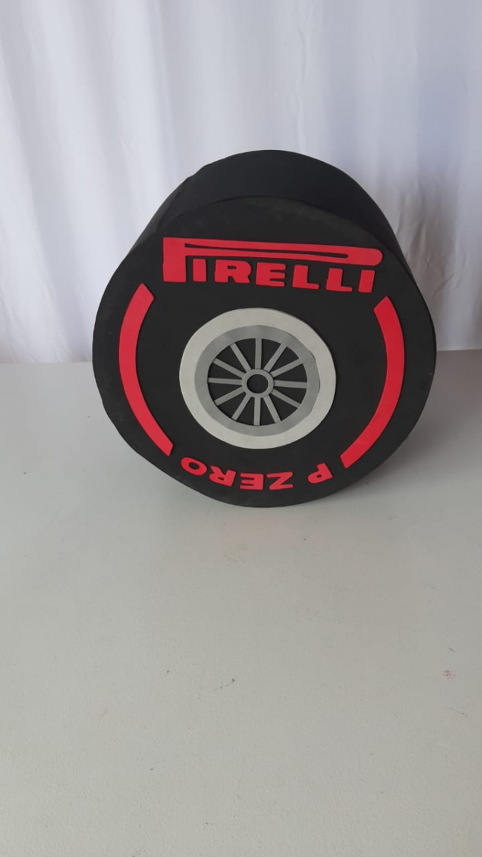 Roda  Ferrari - Boutique festa locações 