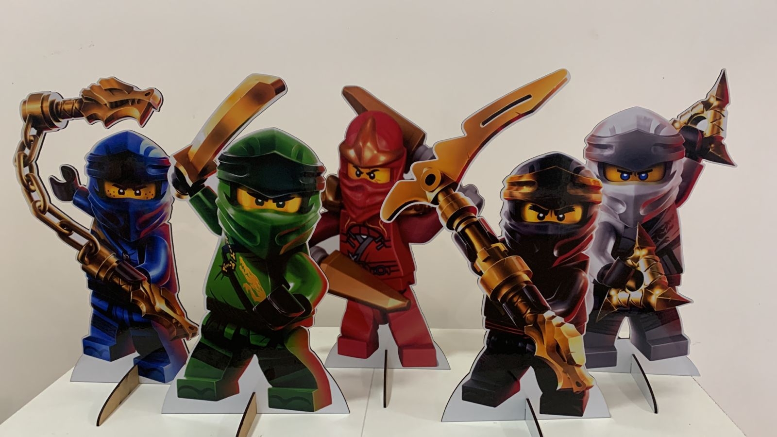 Display Ninja Go - Boutique festa locações 