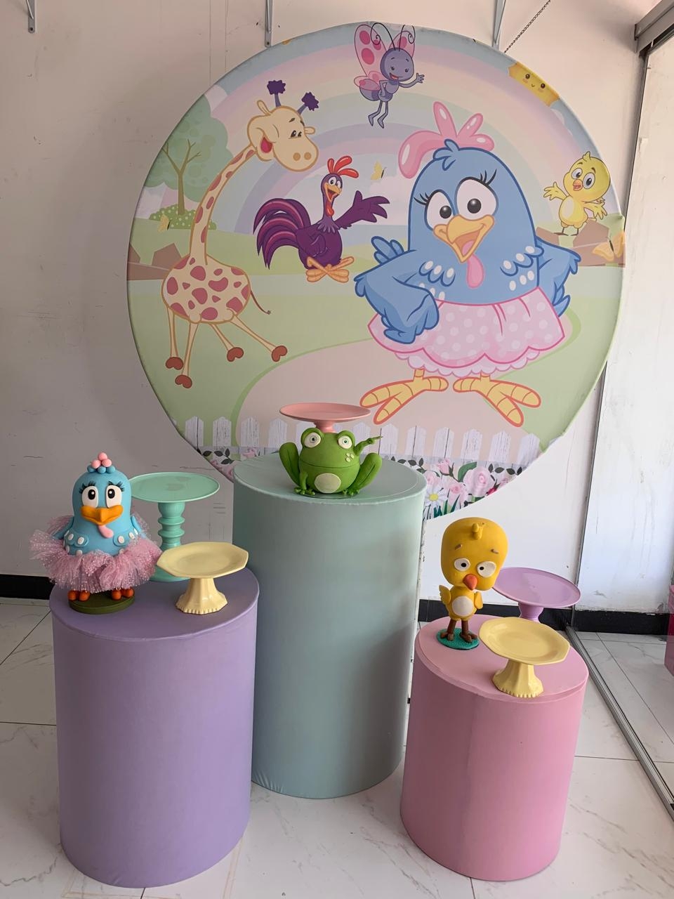Galinha Pintadinha Rosa - Boutique festa locações 