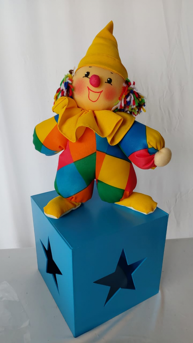 Palhaço  Cubo Azul Circo - Boutique festa locações 