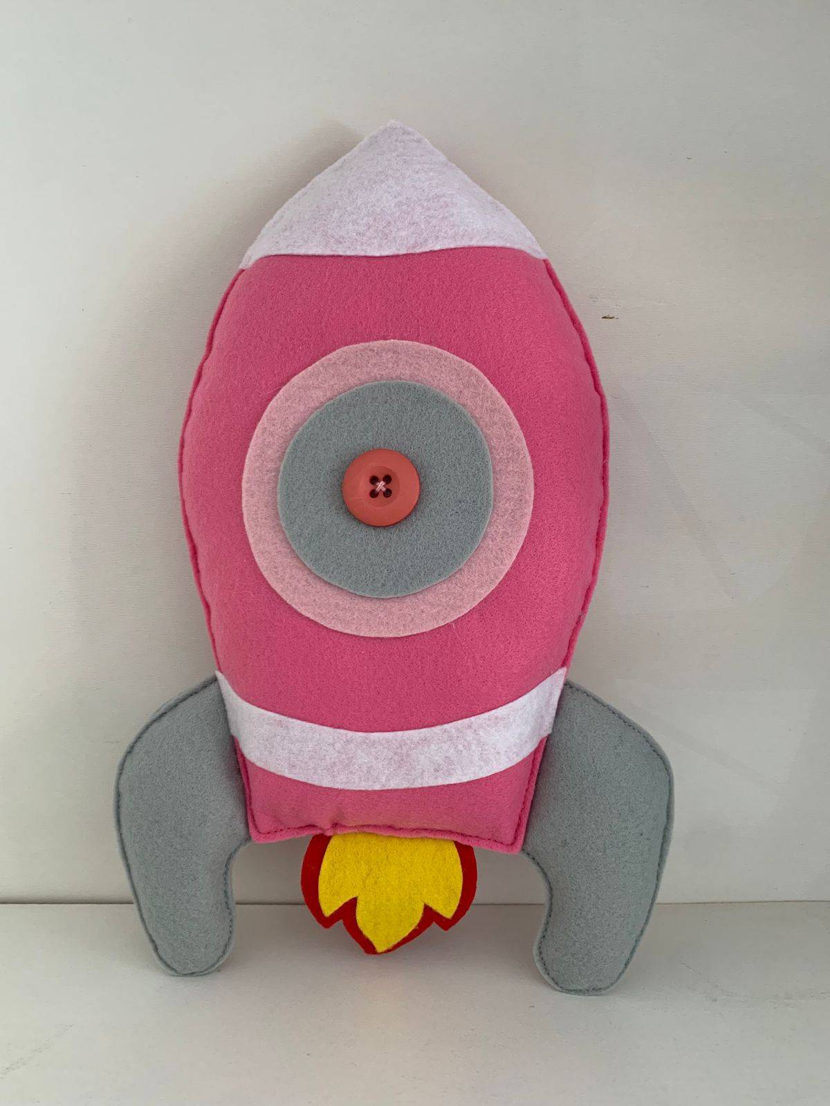 Foguete Rosa Astronauta Galáxia - Boutique festa locações 