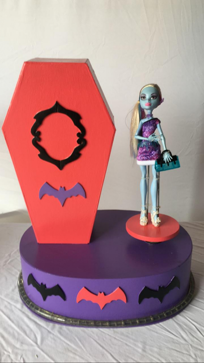 Boneca Monster High - Boutique festa locações 