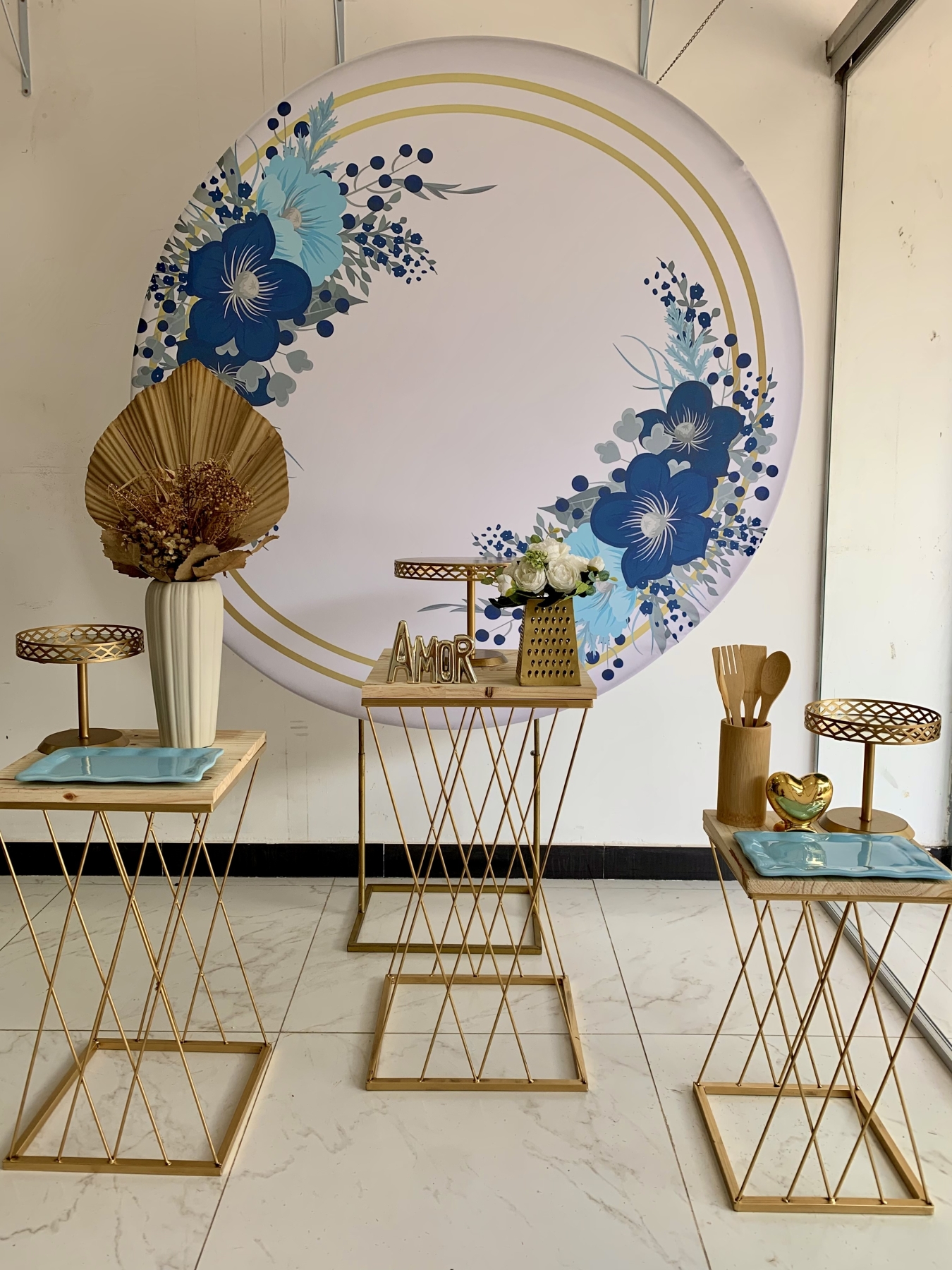Floral Azul - Boutique festa locações 