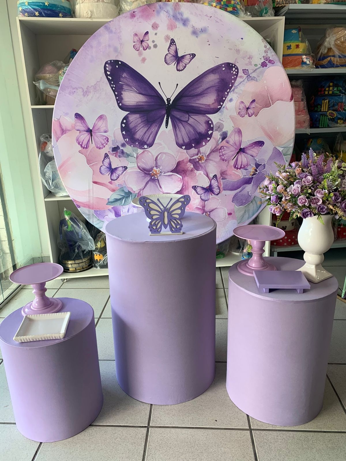 Borboleta Lilás - Boutique festa locações 