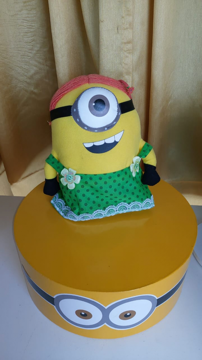 Boneca Cabelo Vermelho Minions - Boutique festa locações 