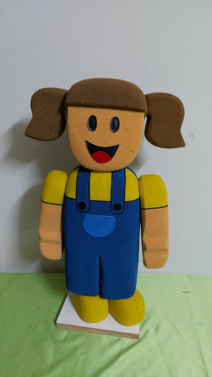 Boneca Lego Espuma - Boutique festa locações 