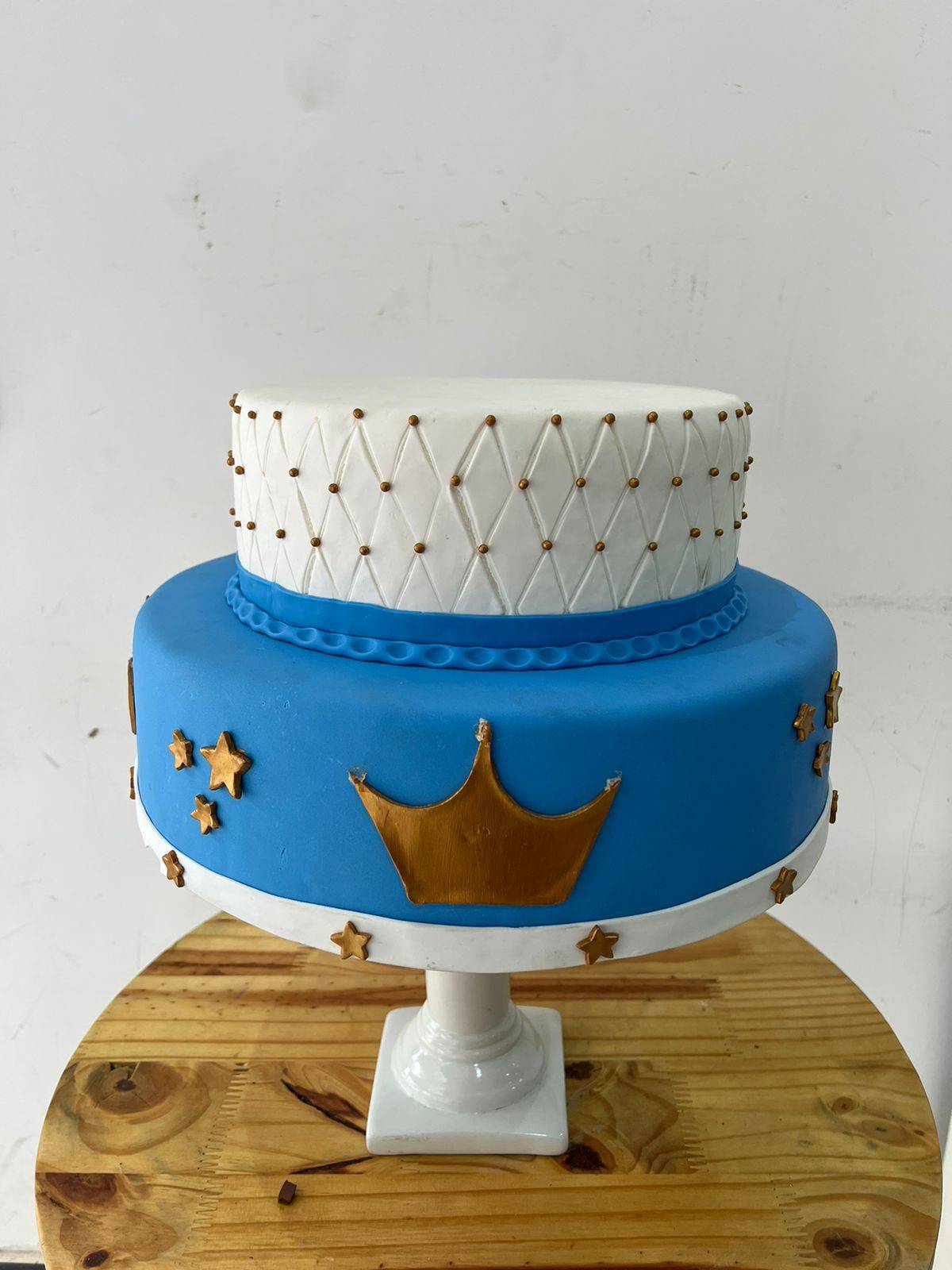 Bolo Fake  Principe 2 Biscuit - Boutique festa locações 