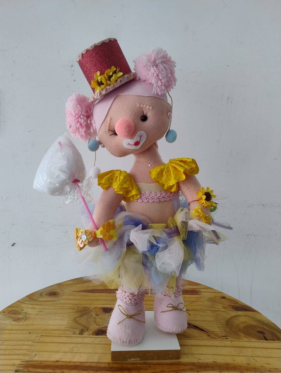 Palhaça  Circo Rosa - Boutique festa locações 