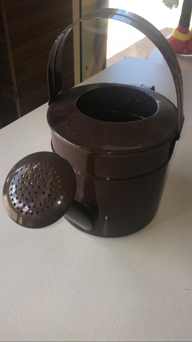 Regador Marrom M Aluminio - Boutique festa locações 