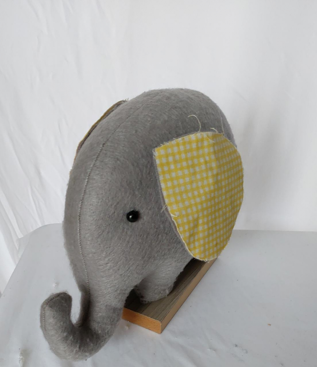 Elefante Feltro P - Boutique festa locações 