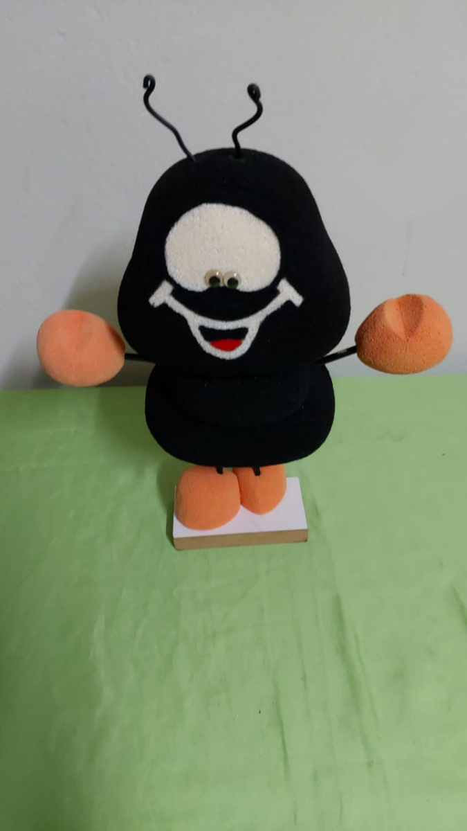 Formiga Smilinguido 2 - Boutique festa locações 